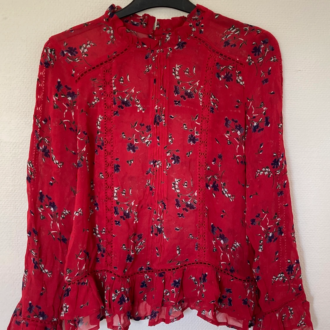 Rödblommig blus - 91