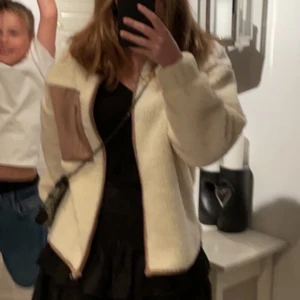 Teddy jacka - Jätte fin ny Teddy jacka från Cubus. Slutsåld överallt!