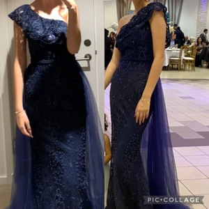 Klänning - Jag säljer min fina festklänning som är köpt på dressroom. Den är använd en kväll i 4-5 timmar. Det är storlek34/36. 