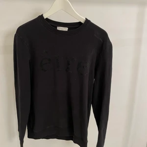 Svart tröja - Svart tröja från selected hoome ord pris 499kr