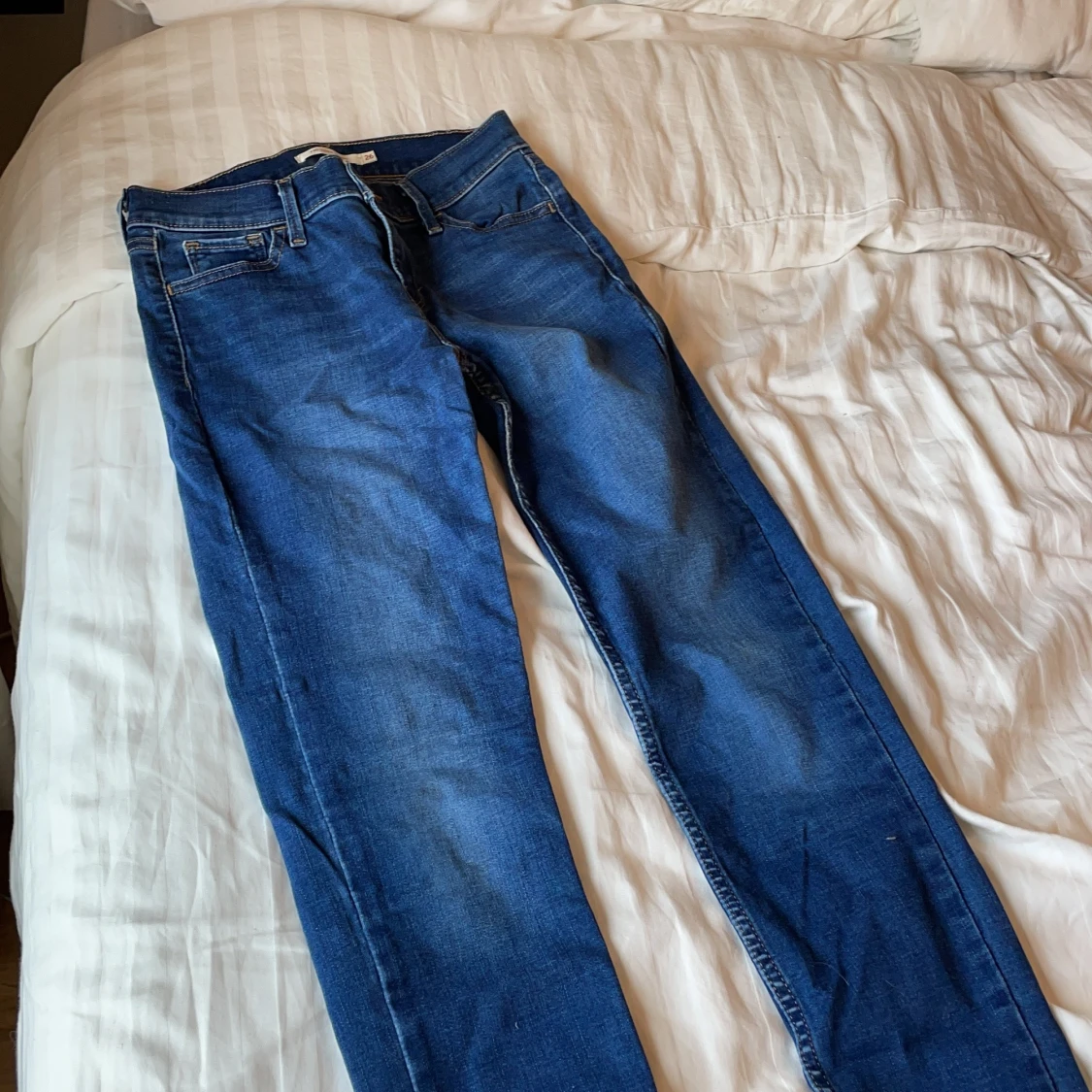 Levi’s jeans - 90