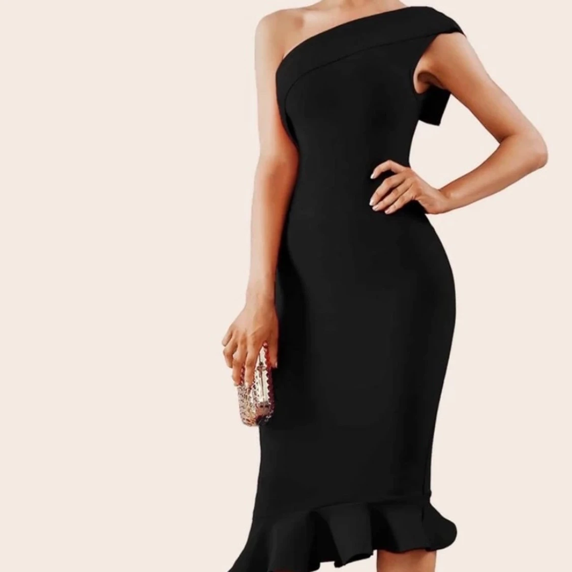 Svart festklänning, storlek S