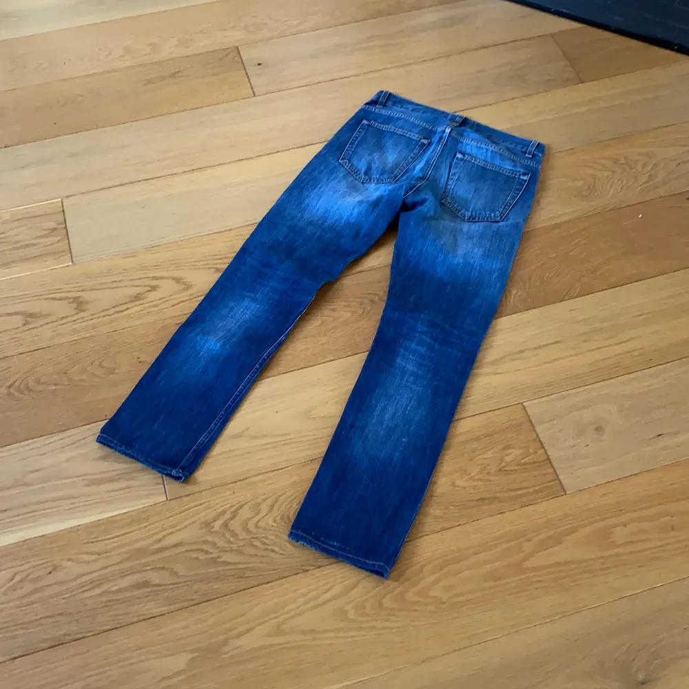 ACNE JEANS, STRL 30/32, modell: ROC VERAKI, straight fit. Jeans & Byxor.