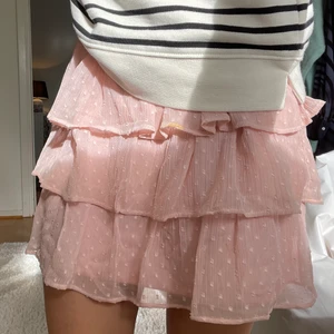 Rosa volang kjol - Rosa volang kjol 