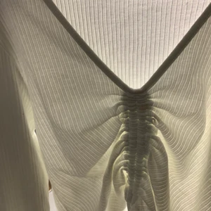 Tröja  - Topp ifrån veromoda, köptes för 279 säljer för 150. Aldrig använd. 