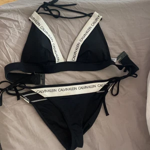 Bikini  - Bikini från Kalvin Klein, använd 1 gång. Storlek S / M.