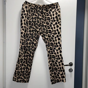 Kostymbyxor - Kostymbyxor från Zara, använda ett fåtal gånger☺️