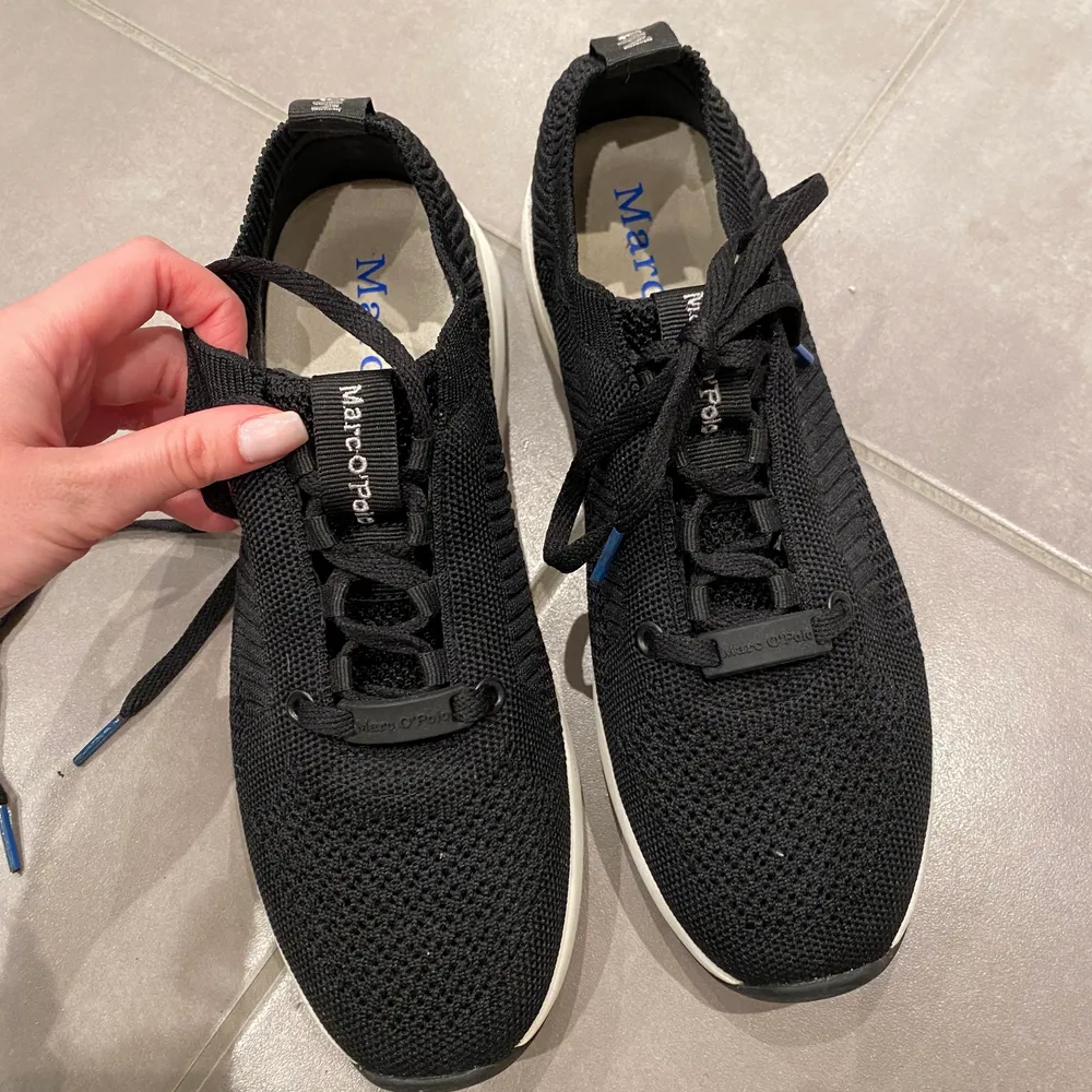 Ett par Marco polo sneakers! De är som i nyskick!!. Skor.