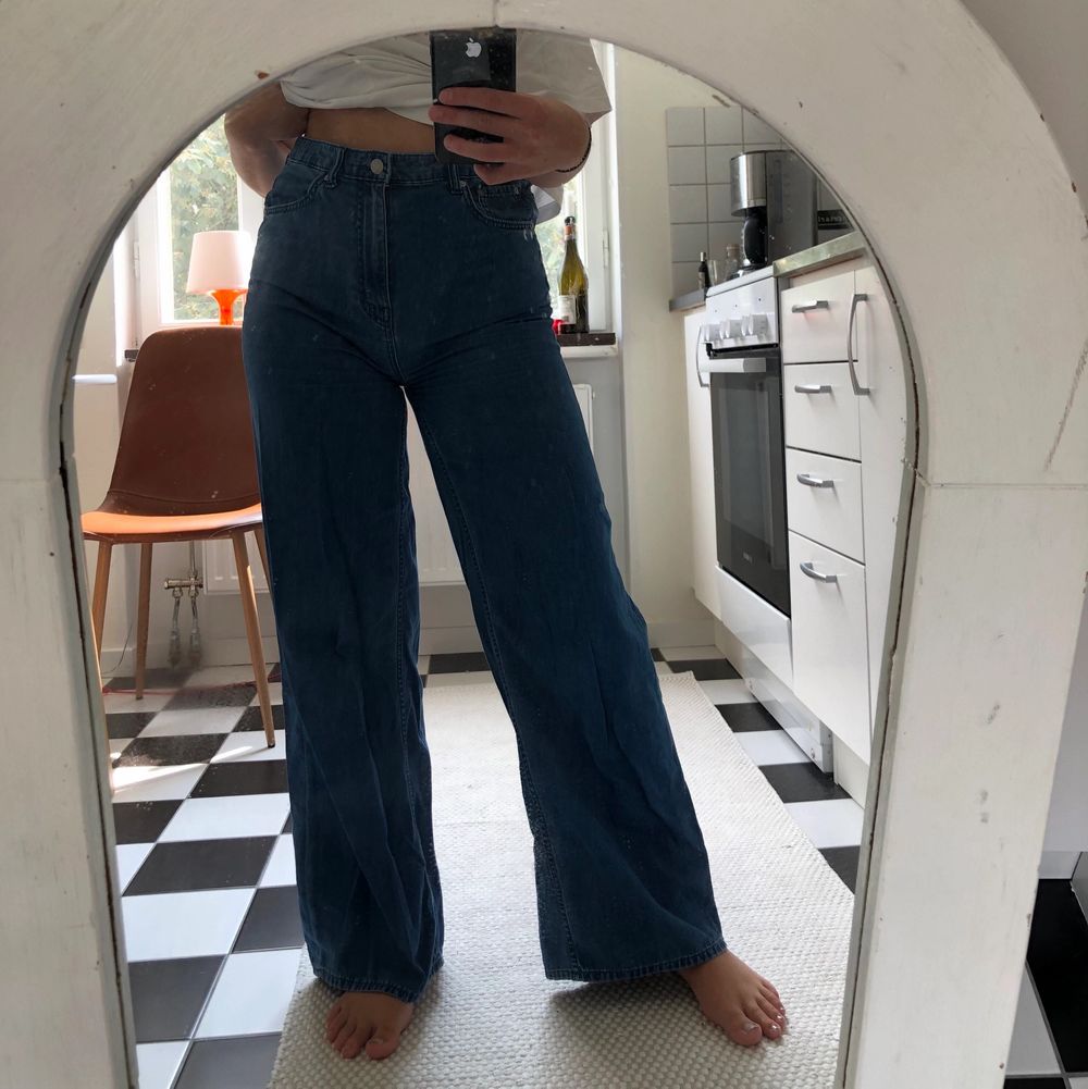 Mörkblå jeans - Jeans & Byxor | Plick Second Hand