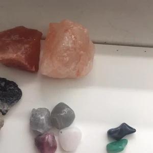 Kristaller  - Säljer äkta kristaller som jag tappat intresse för helt 