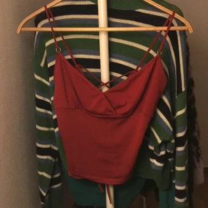 Linne - Vinrött linne, köpt från humana! Använd endast en gång