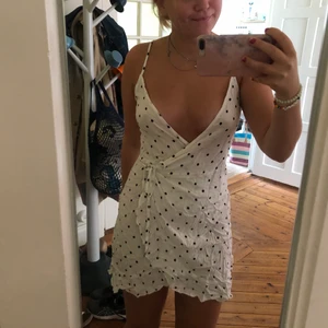 HM klänning - vid intresse—> snap: tilde0333