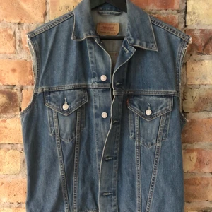 Jeans väst!  - Jeans väst från 70-talet! Mycket bra skick!