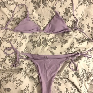 Bikini - Super söt bikini från shein som var för liten för mig så den är aldrig använd bara testad på. Köparen står för frakten!