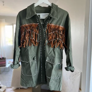 Vårjacka från Zara  - Använd ett få tal gånger storlek M 