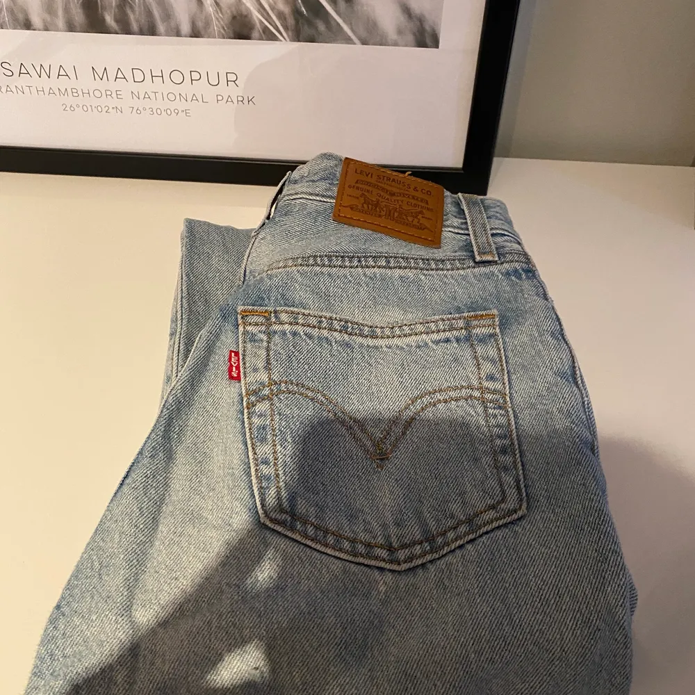 Levi’s jeans i nyskick, 650kr😊. Jeans & Byxor.