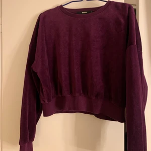 Sweatshirt  - Sweatshirt ifrån BIKBOK storlek S💖 jättefin och skicket är jättebra 💗 