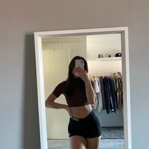 Nike shorts.  - Ett par korta Nike shorts. 