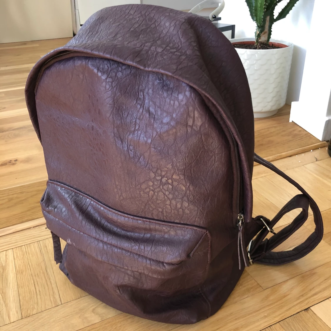 Lila ryggsäck