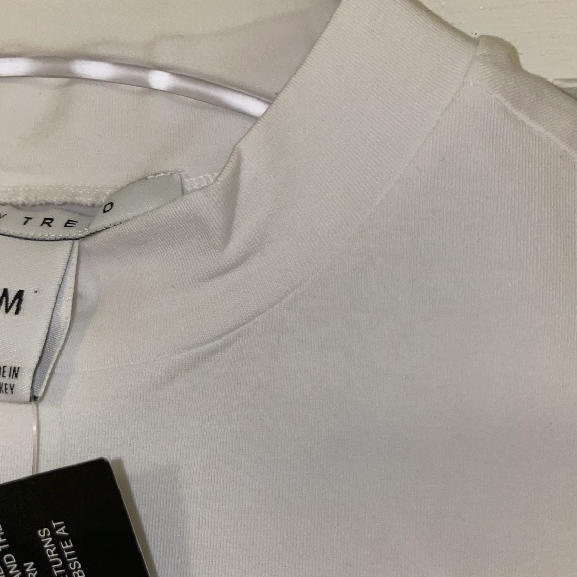 VIT KLÄNNING STL M - 90