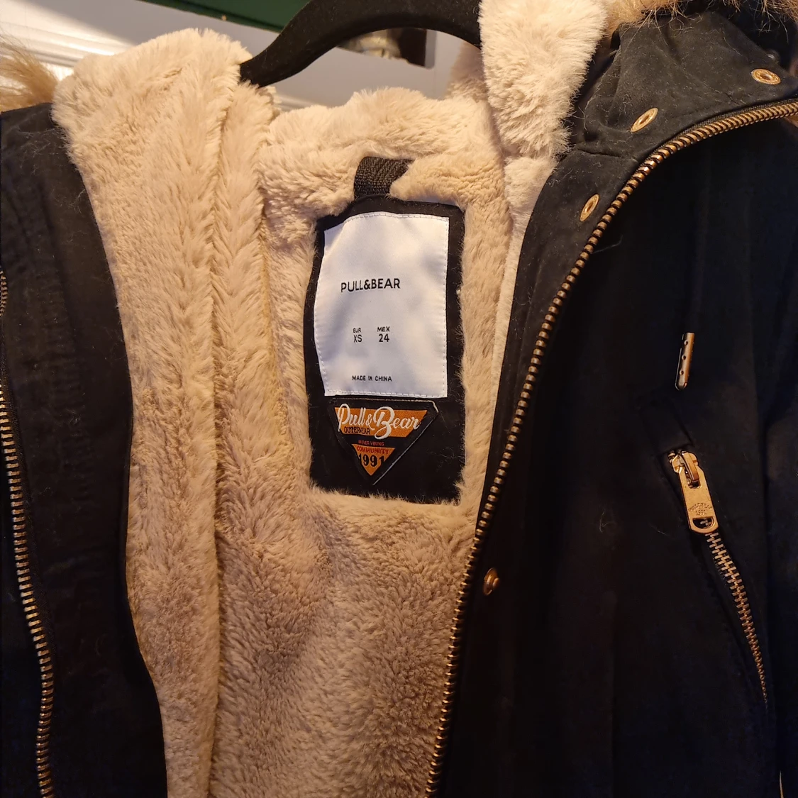 Pull and Bear jacka XS - 90