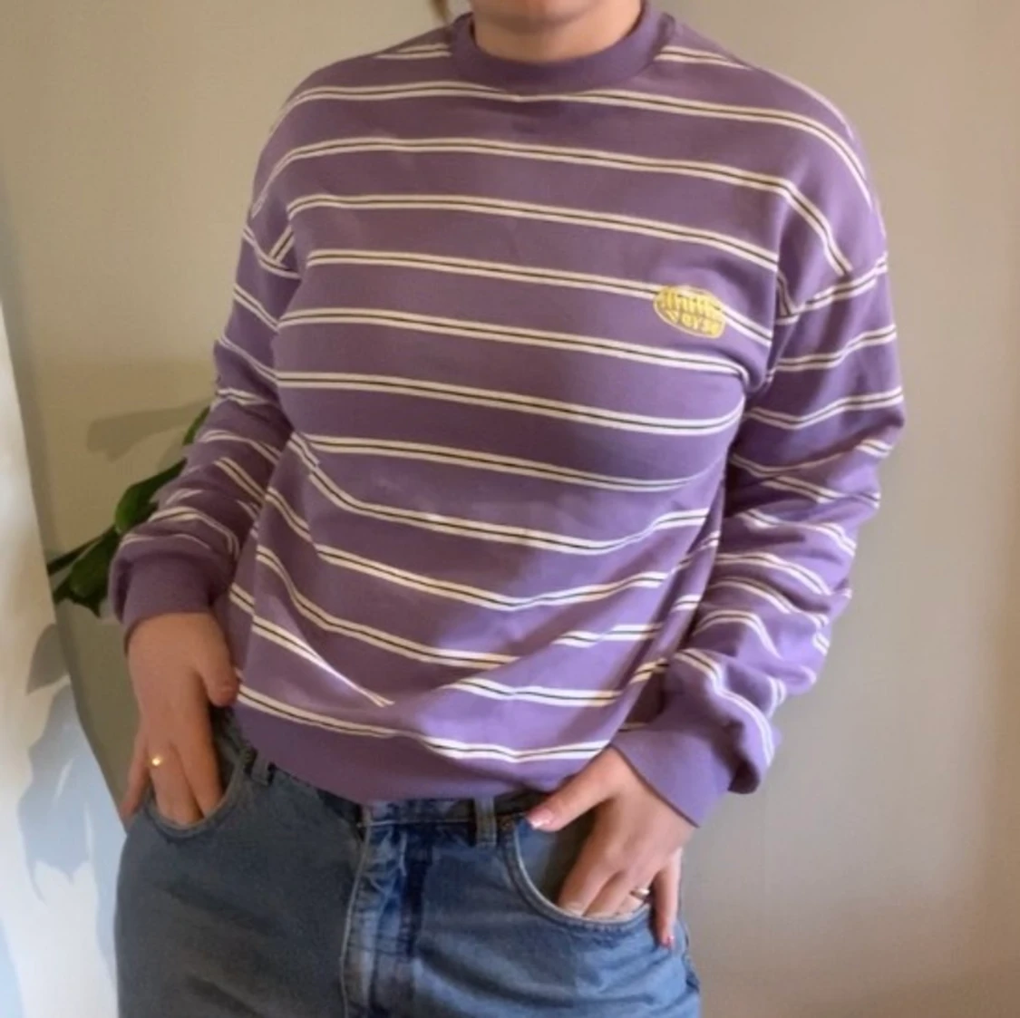 Lila randig sweatshirt 