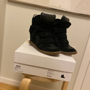 ISABEL MARANT BEKETT  - ISABEL MARANT BEKETT SNEAKERS 👡 