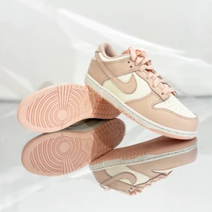 Dunk ”Orange Pearl” - Helt nya från zalando storlek 38,5, 39, 41, 42