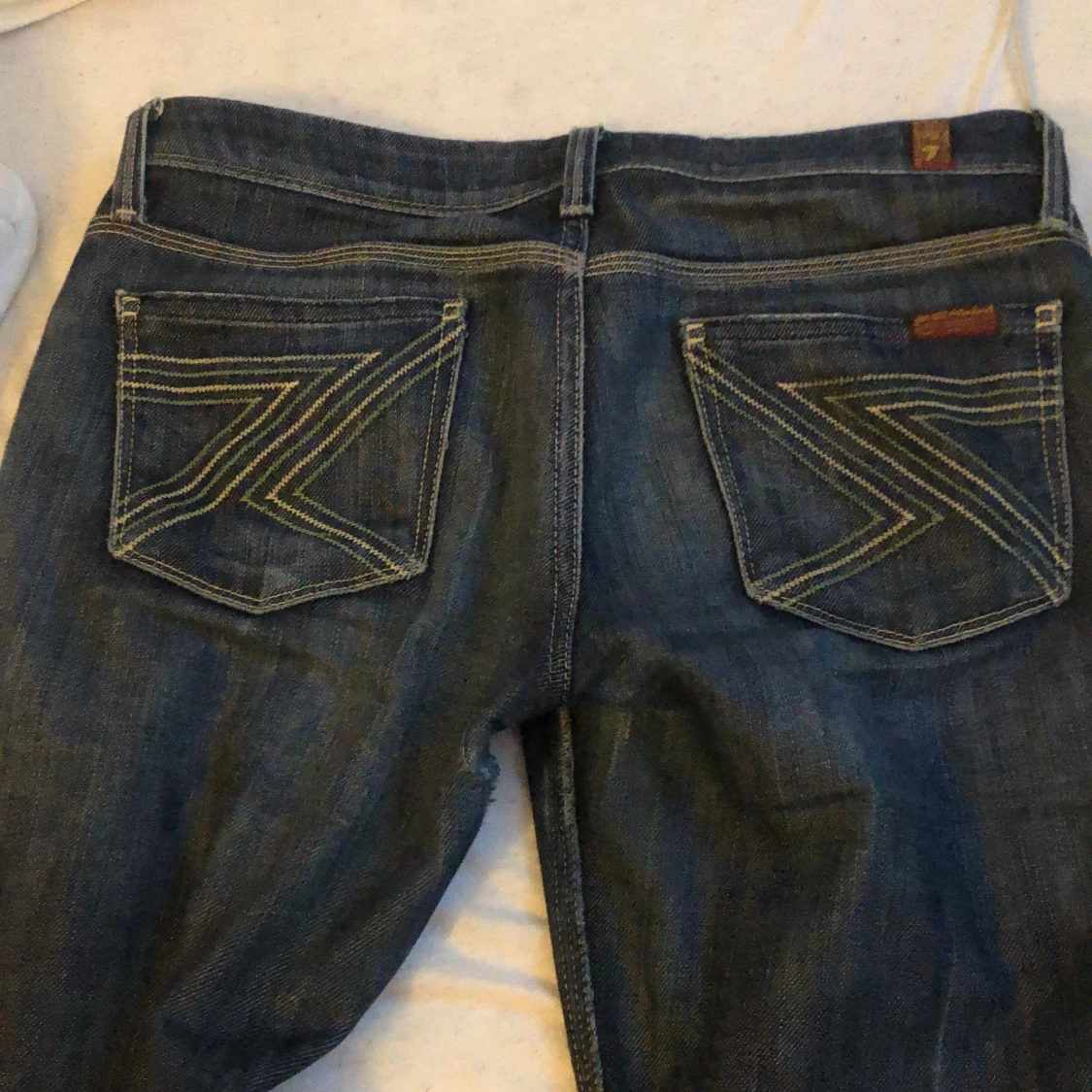 Snygga lågmidjade jeans  - 91