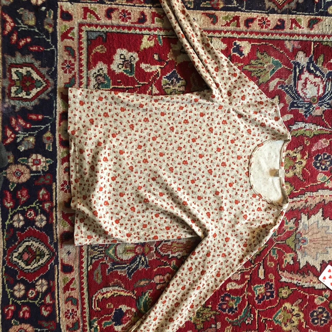 fin, blommig tröja🌸 - 90