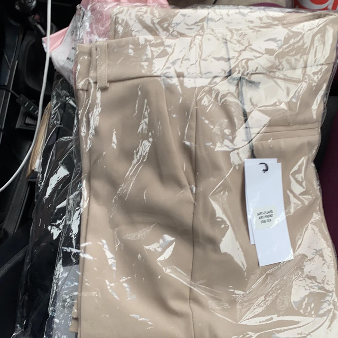 Slutsålda kostym byxor från designbysi  - 90