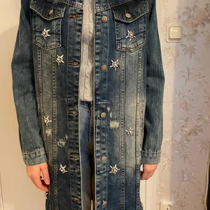 Lång jeansjacka - Helt oanvänd.