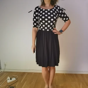 Klänning Storlek M - Nyskick