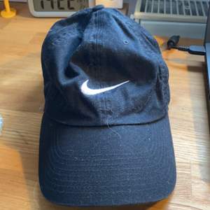 Nike cap, not worn a lot, great condition 