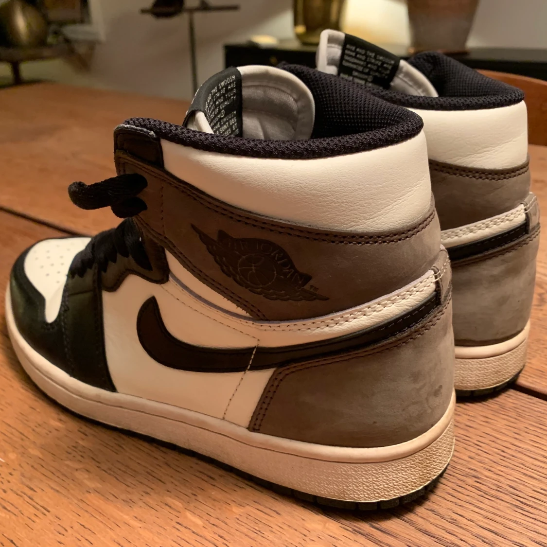 Air jordan i mocha  - 90