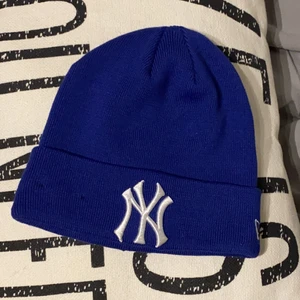 NY beanie - coolaste new yorker beanie 🧡 helt nytt skick aldrig använd 