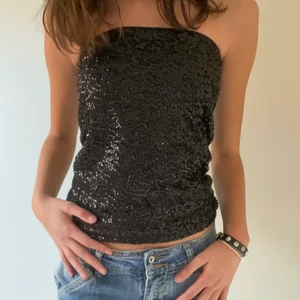 Glittrig topp - Skitfina glittrig topp som tyvärr inte kommer till änvanding!