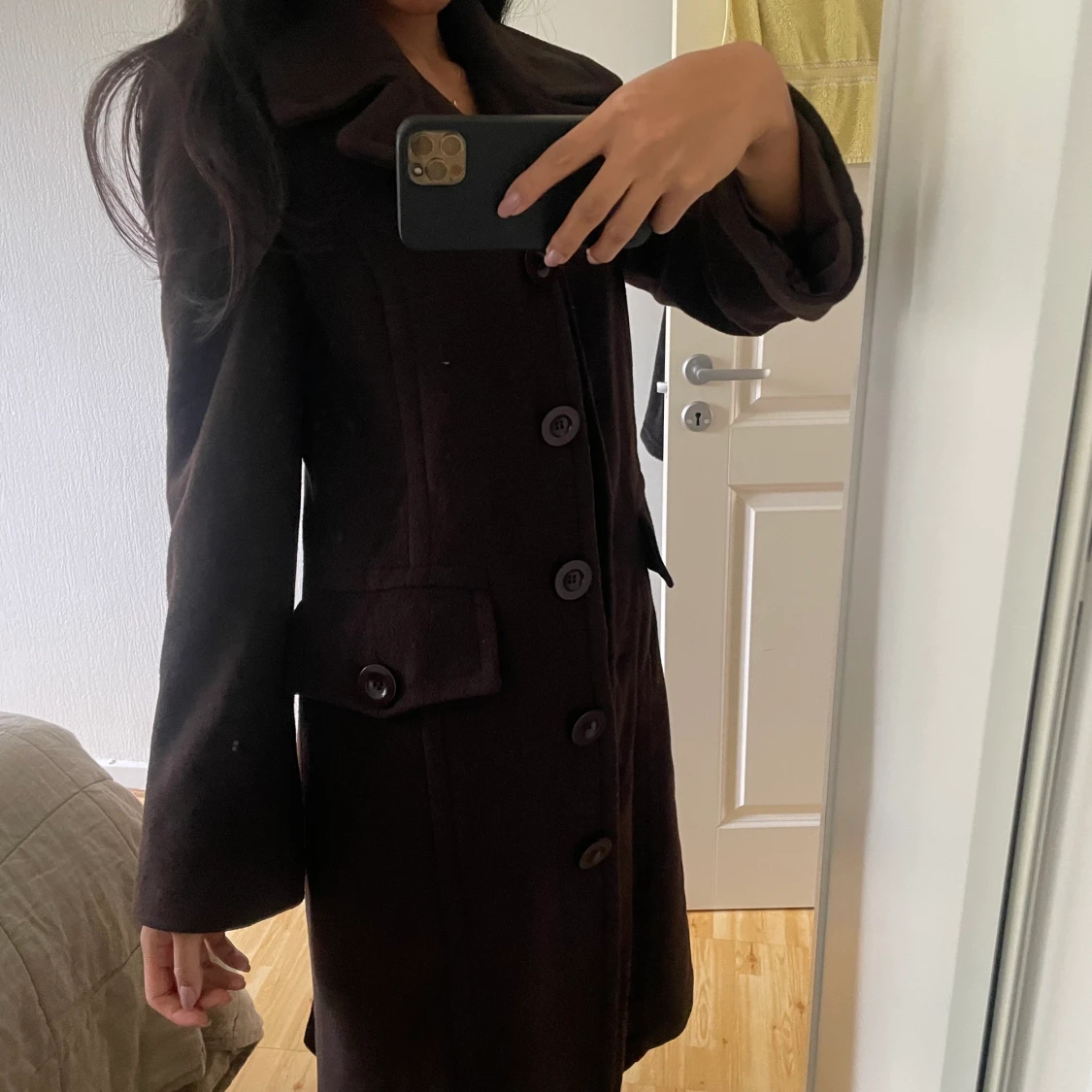 Brun kappa med stora fickor  - 90