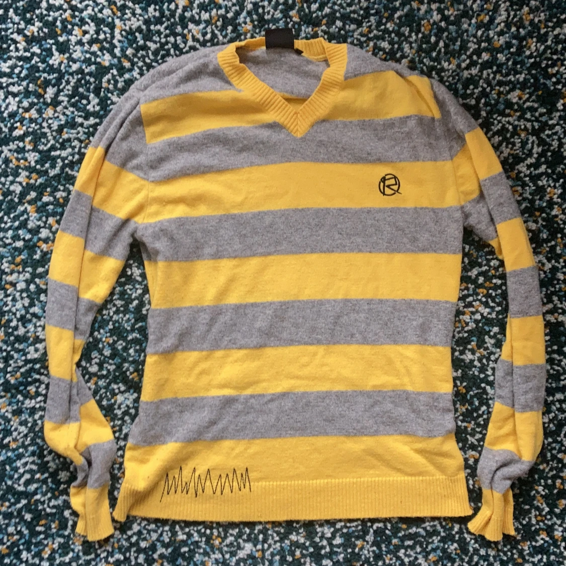 Revolution tjocktröja 