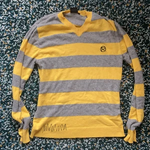 Revolution tjocktröja  - Revolution tjocktröja i bra skick