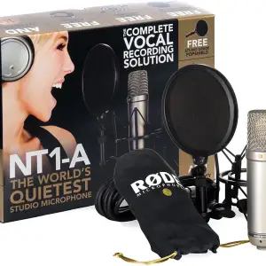 Knappt använt studio mikrofon paket från RODE inkluderat mic,puffskydd,mickskydd,mickhållare som här att skruva på ett stativ! 