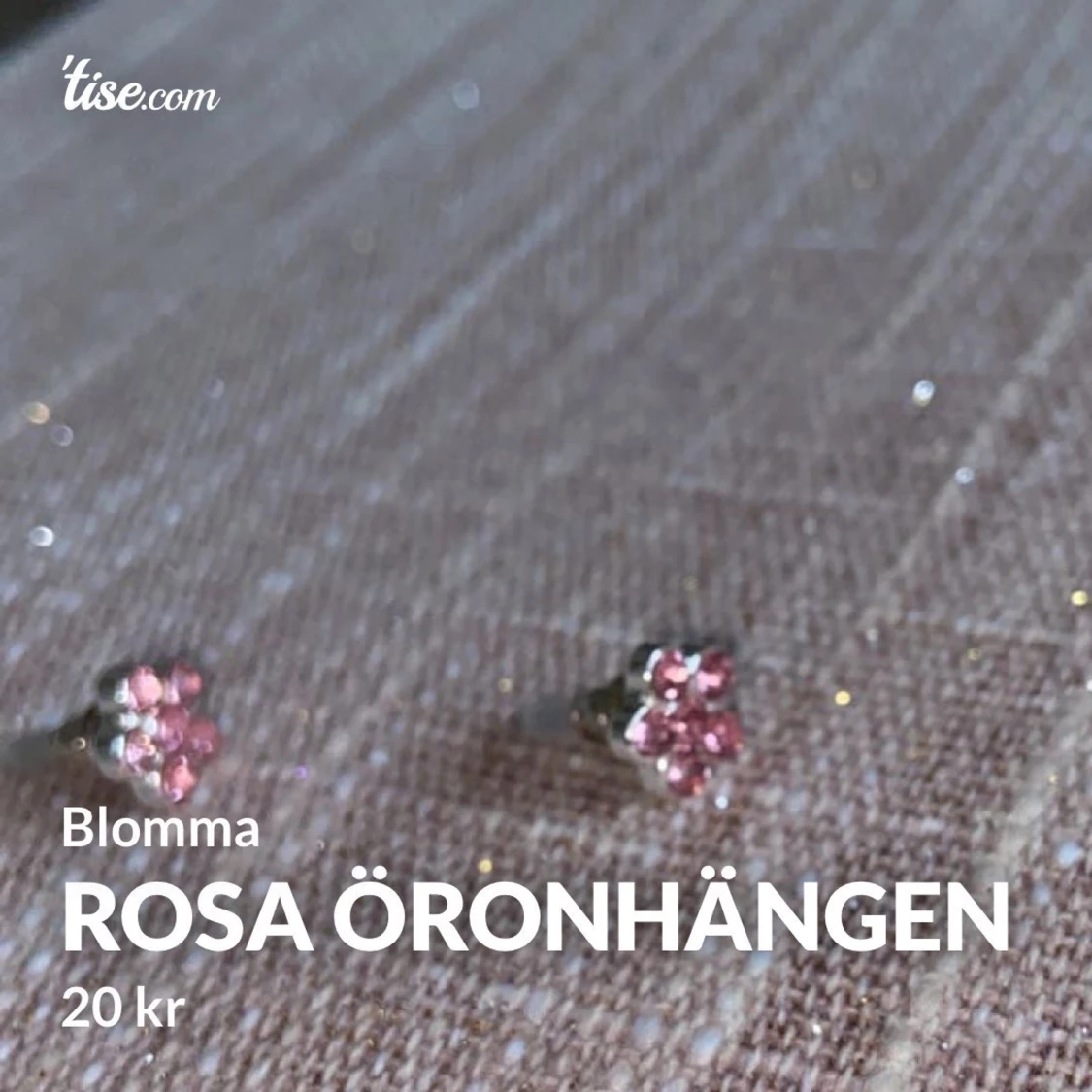 Rosa blommiga öronhängen 