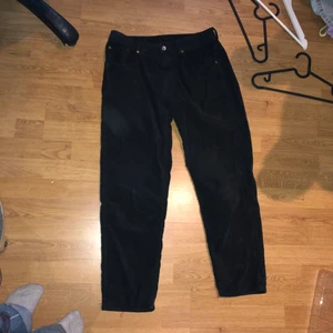 Manchesterbyxor - Manchesterbyxor från märket Vailent. Betalning sker på swish, köpare står för frakt 