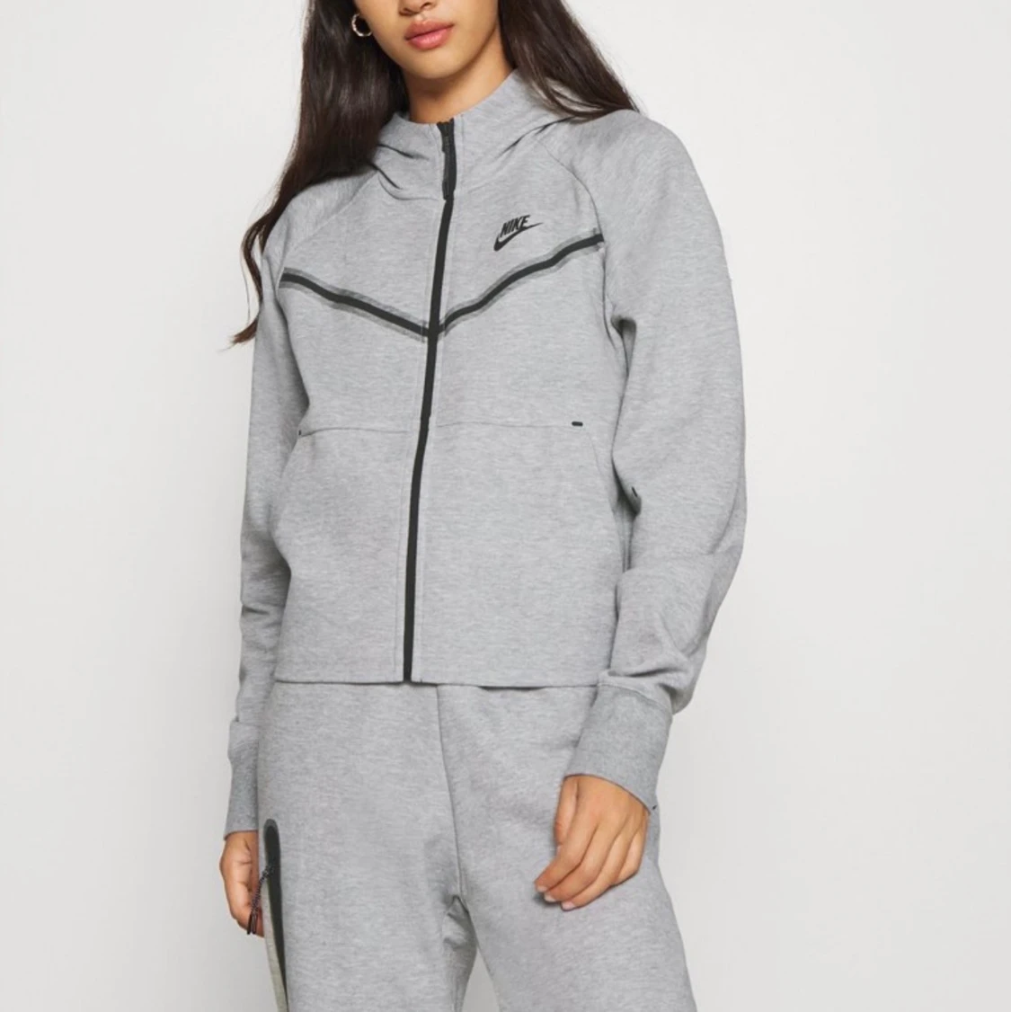 Nike tech fleece dam grå hoodie - 90