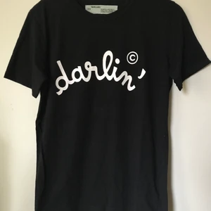 Women’s Off White Daft Punk Darlin’ Tee - Women’s Off White Daft Punk Darlin’ T-Shirt  Size small, regular small fit.  Excellent condition, brand new unworn.  DM if you need exact size measurements.   Buyer pays for all shipping costs. All items sent with tracking number.   No swaps, no trades, no offers. 