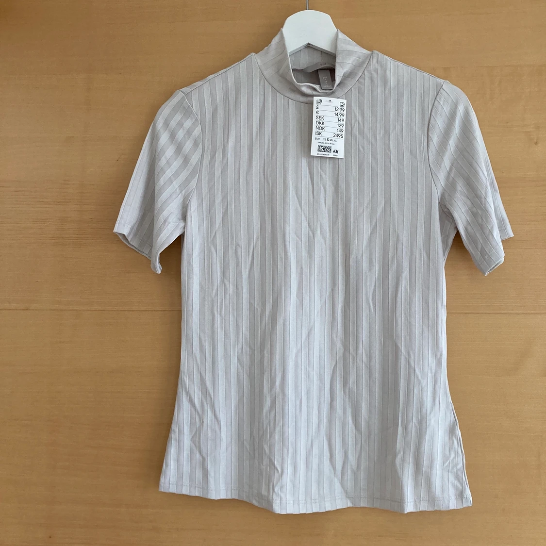 Oanvänd ljus beige topp  - 90