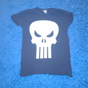 Punisher tröja - Fett cool edgy punisher tröja 