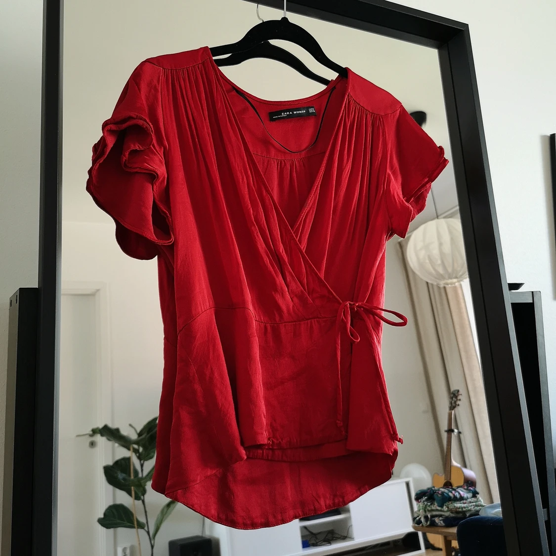 Röd blus från Zara i storlek M - 91