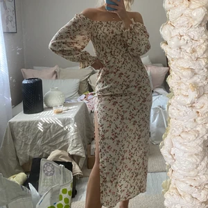 Jätte söt klänning - Jätte söt klänning