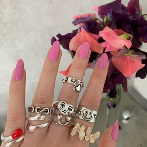 Ringar i silver - Olika ringar i silver. Alla oanvända. 80kr/st frakt ingår